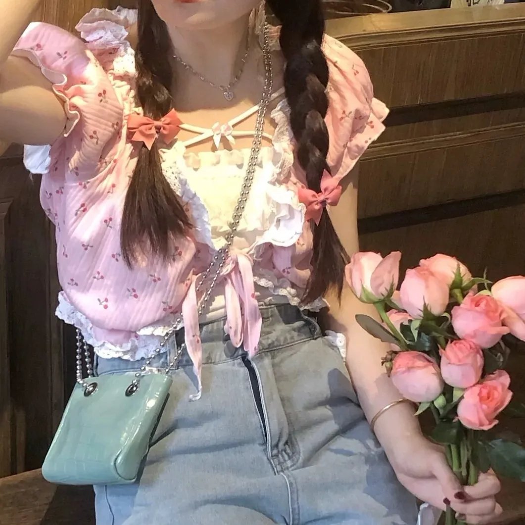 晚上好，我们是朝山家。封面
